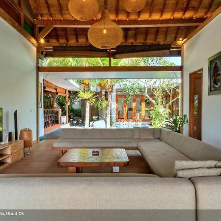 Jixiang Hotel Ubud Extérieur photo